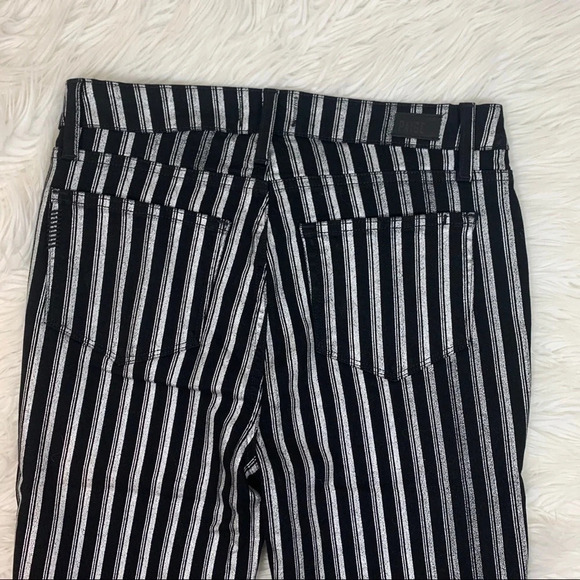 NWOT PAIGE Colette Crop Flare Jeans Silver Stripe Denim Casual Women’s 29 - Picture 13 of 15